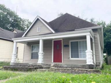 Main picture of 1519 W 27th St