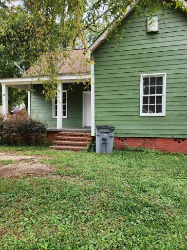 Main picture of 11 Cary St