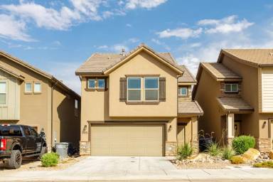 Main picture of 5895 S Challenger Way