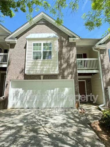 Main picture of 4650 Grand Central Pkwy