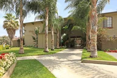 Main picture of 555 Greenbrier Dr
