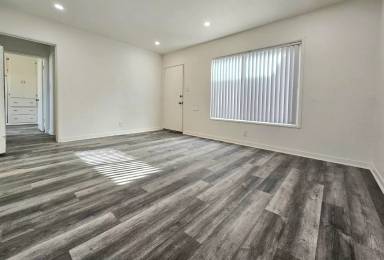 Main picture of 9335 California Ave