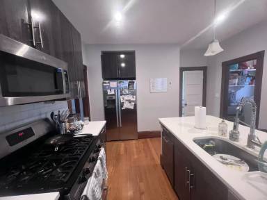 Main picture of 247 L St