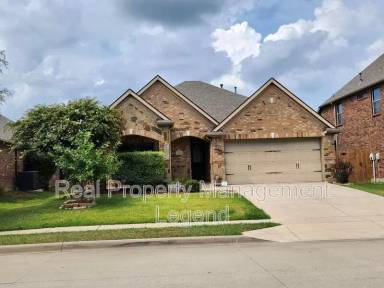 Main picture of 304 Blythe Bridge Dr