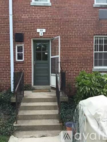 Main picture of 13 Auburn Ct