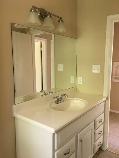 Main picture of 4520 FM 546