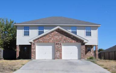Main picture of 504 Manhattan Dr