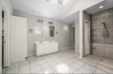 Main picture of 7418 Oscar Dr
