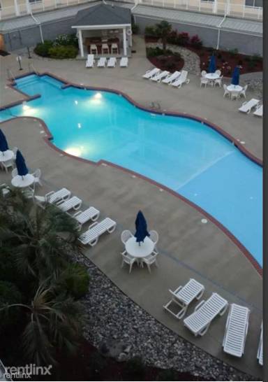 Main picture of 204 Sandbridge Rd