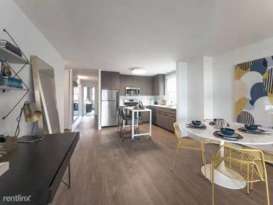 Main picture of 404-422 W Belmont Ave