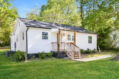 Main picture of 3719 Martin Ave