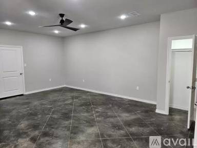 Main picture of 705 County Road 326 E
