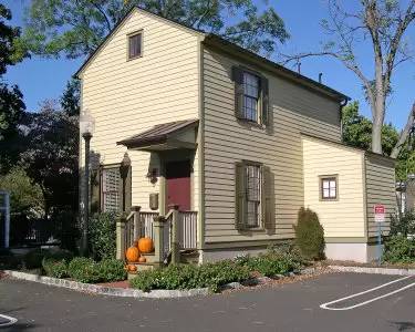 Main picture of 123 Main St