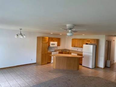 Main picture of 2418 Hillcrest Dr