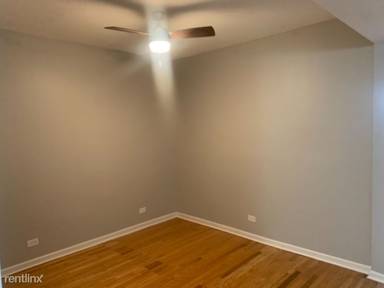 Main picture of 4716 N Kedzie Ave