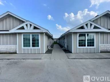 Main picture of 2219 Northridge Ave