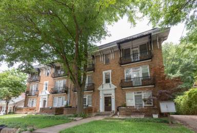 Main picture of 1230 Virginia Ave NE