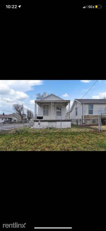 Main picture of 9535 Longwood Ave