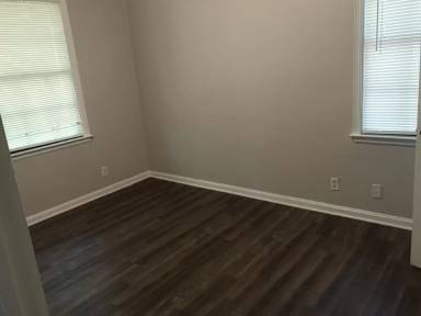 Main picture of 1201 N Shore Dr