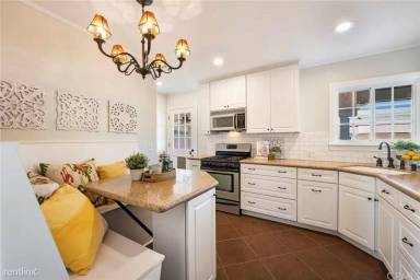 Main picture of 8451 Handel Dr