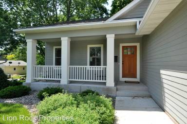 Main picture of 5924 Zenith Ave S