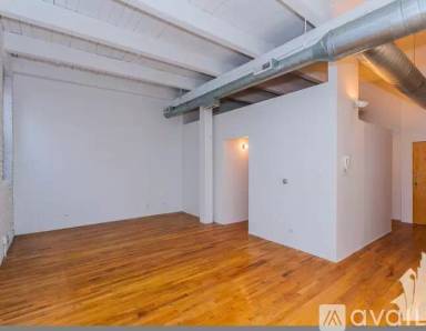 Main picture of 3312 N Ravenswood Ave