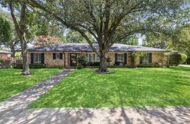 Main picture of 1809 Yarborough Dr