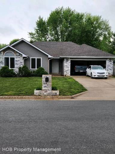 Main picture of 3246 W Primrose St