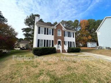 Main picture of 905 Angel Oaks Ct