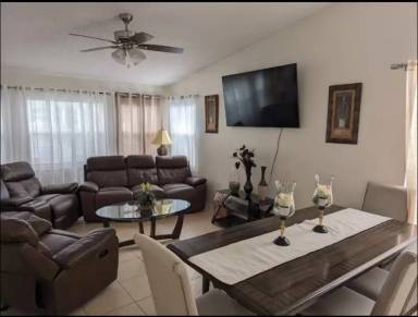 Main picture of 2894 Picadilly Cir