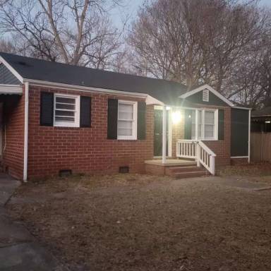 Main picture of 3109 Clay St