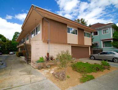 Main picture of 2422 Grant St