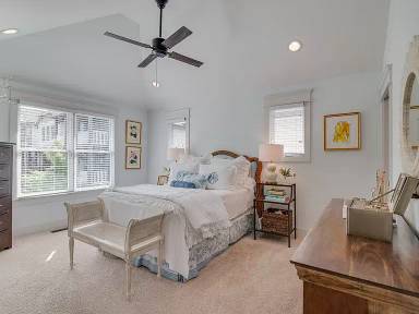 Main picture of 619 Chesterfield Way