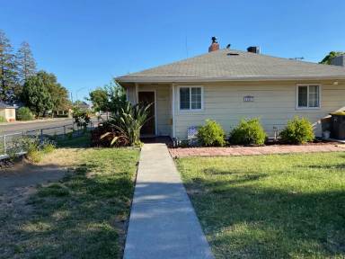 Main picture of 1267 Middlefield Ave