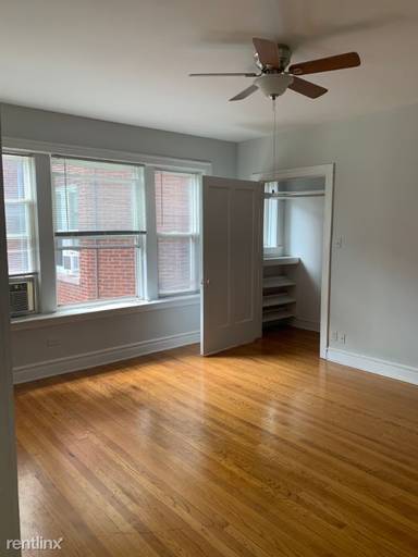 Main picture of 4400 N Ashland Ave