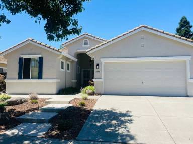 Main picture of 3106 Sumatra St