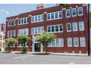 Main picture of 244 Peters St SW