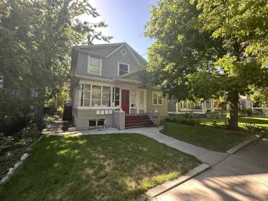 Main picture of 1007 N 12th St