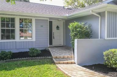 Main picture of 260 E Dakota Ct