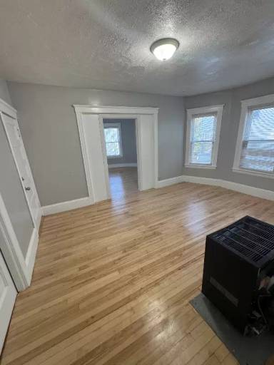 Main picture of 39 Stanton St