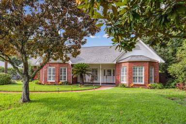 Main picture of 3908 Tiger Point Blvd