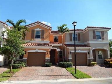 Main picture of Emerald Creek Townhomes