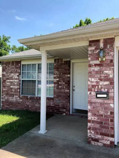 Main picture of 5505 Staci Pl