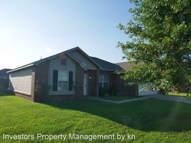 Main picture of 1901 Scarlet Oak Dr
