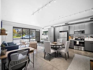 Main picture of 3003 E 30th Ave