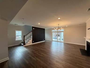 Main picture of 501 Gathering Park Cir