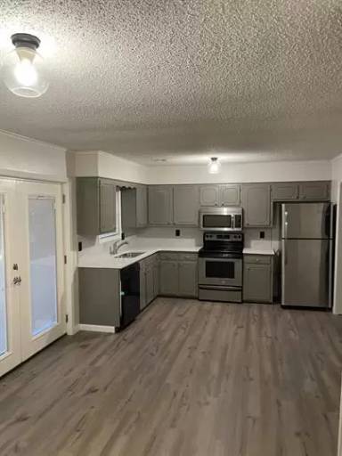 Main picture of 130 Hillside Cir