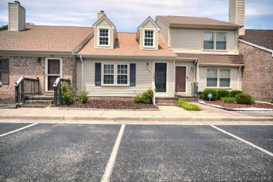 Main picture of 105 Beacon Way