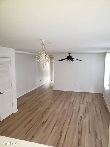 Main picture of 1210 Holbrook Ter NE