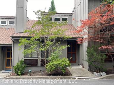 Main picture of 329 Ravenwood Pl
